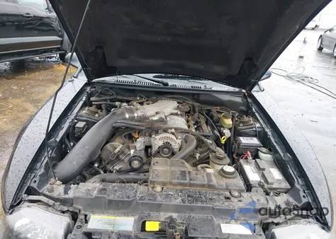 2001 Ford Mustang Gt z USA, uszkodzony, nr VIN 1FAFP42X51F253021